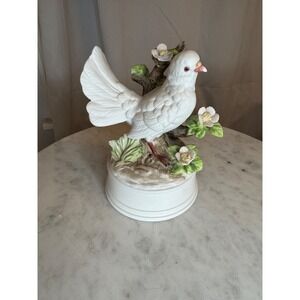 Vintage Porcelain Bird Figurine Dove on Branch Floral Decor Music‎ Box Statue